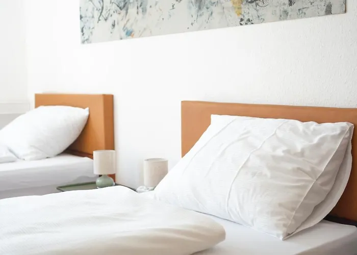 Parkview Hotel *