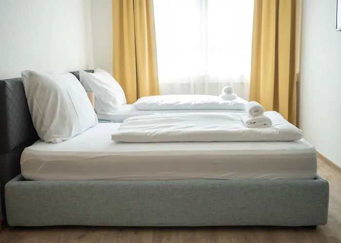 Parkview Hotel *